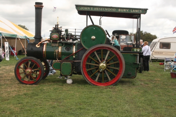 Steam traction Engine
